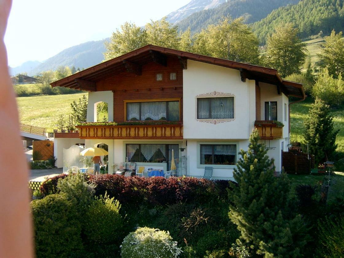Gaestehaus Kratzer Virgen Exterior photo